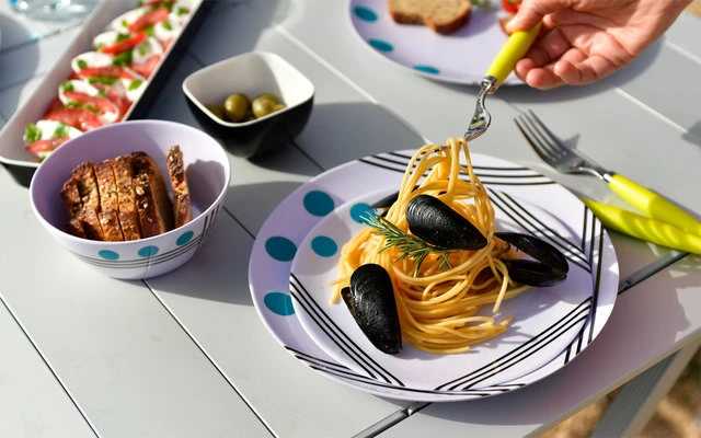 Berger Dots Melamine Tableware Set 16 Pcs. Blue 6 Berger Dots Melamine Tableware Set 16 Pcs. Blue - Image 6